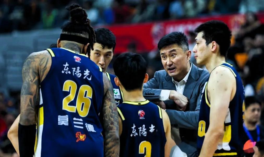 浙江稠州转会期绝杀压哨，志在CBA季后赛名次提升，赛场秩序良好，赛程密集仍需轮换(cba季后赛是怎么回事)