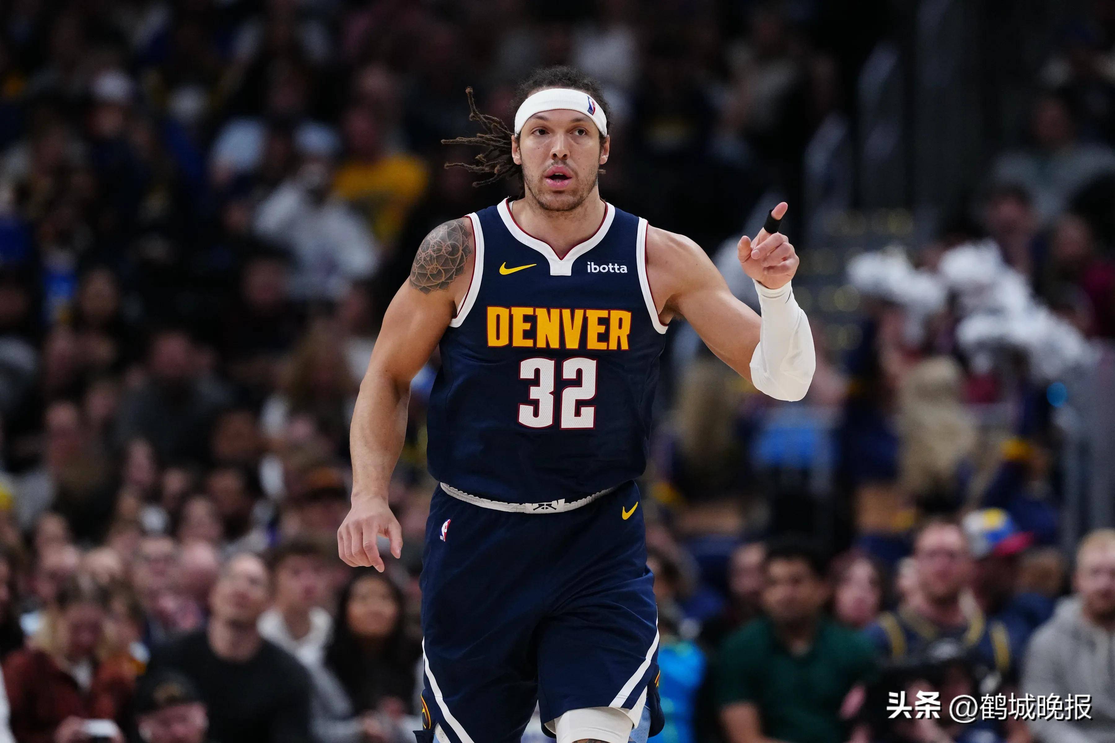  转会期荷甲焦点战；洛杉矶快船复出首秀；信心回归；临场指挥获称赞