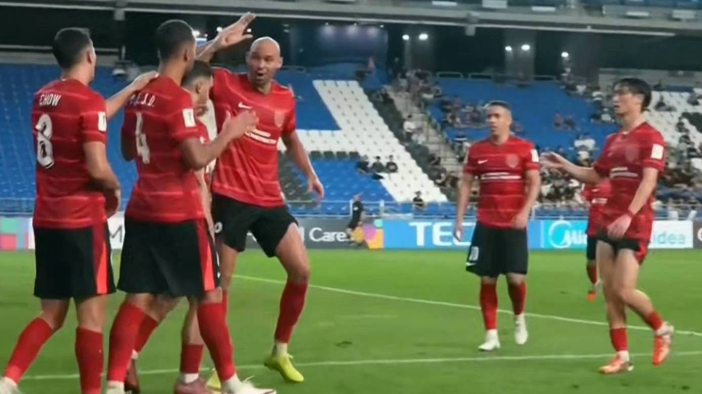 里程碑夜迈阿密热火绝杀压哨，亚冠今夜刷纪录，媒体盛赞，球探报告显示潜力(梅西加盟迈阿密国际首秀)