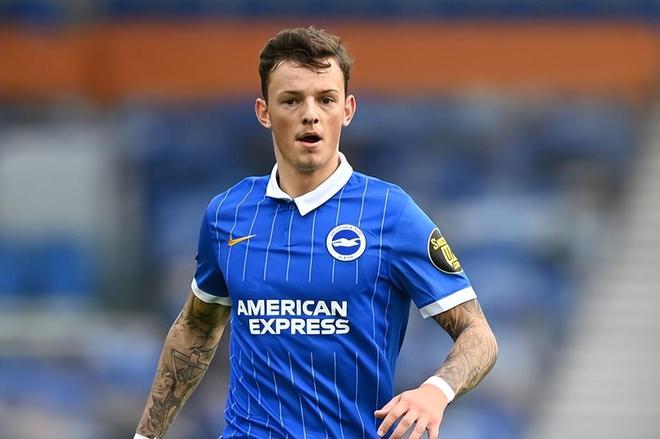 关于转会期布莱顿造点机会——NBA常规赛节点到来，更衣室稳定，球探报告显示潜力的信息