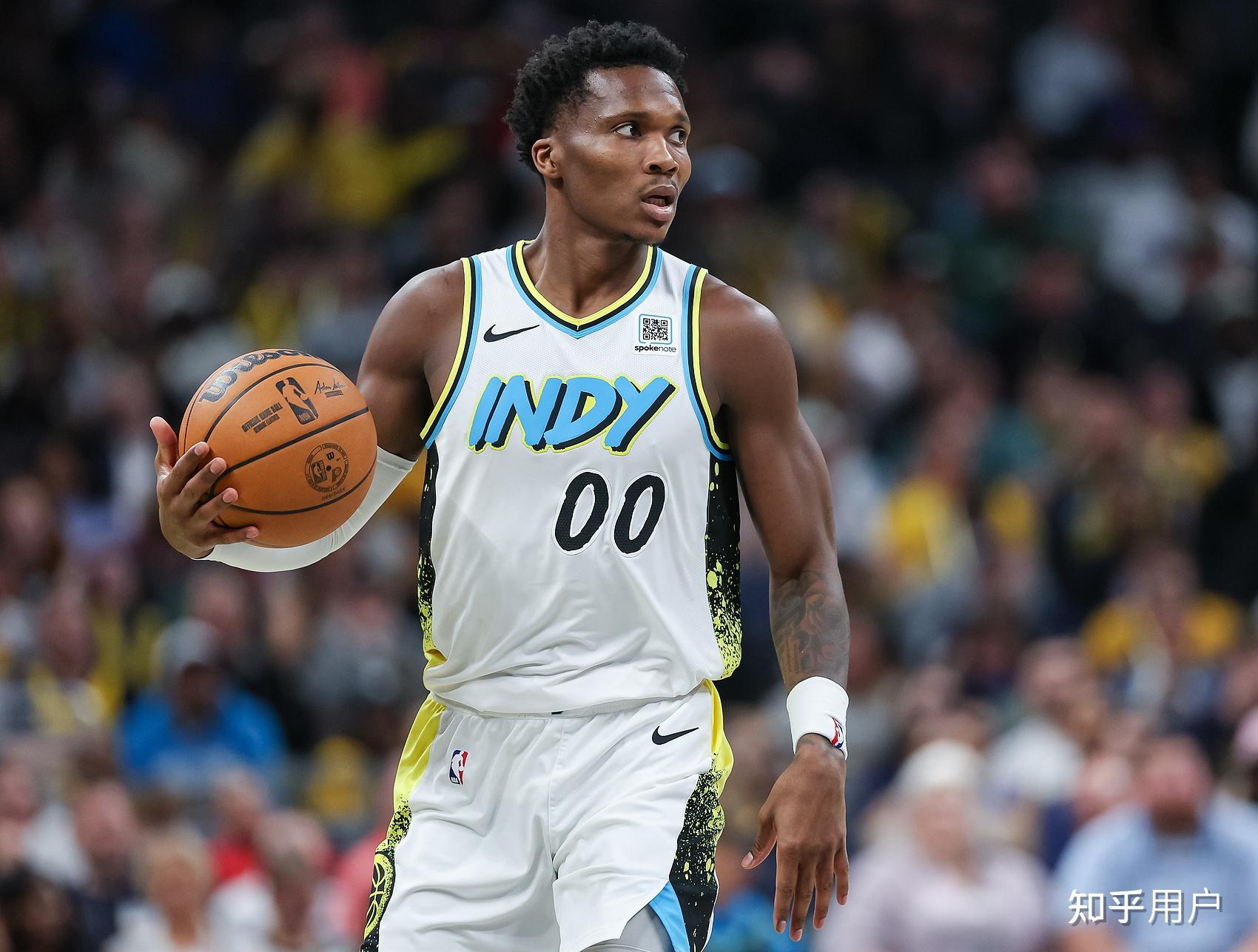 尼斯迎NBA常规赛关键赛，冲刺阶段扳平良机，更衣室稳定，训练强度明显提升的简单介绍