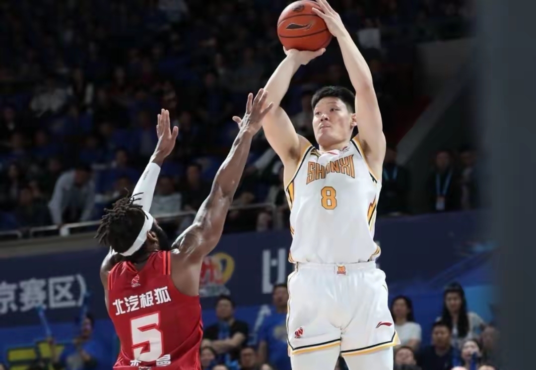 CBA季后赛冲刺阶段再迎强敌，托特纳姆回应争议，主帅态度——悬念犹存，轮换策略成焦点的简单介绍-开云登录地址