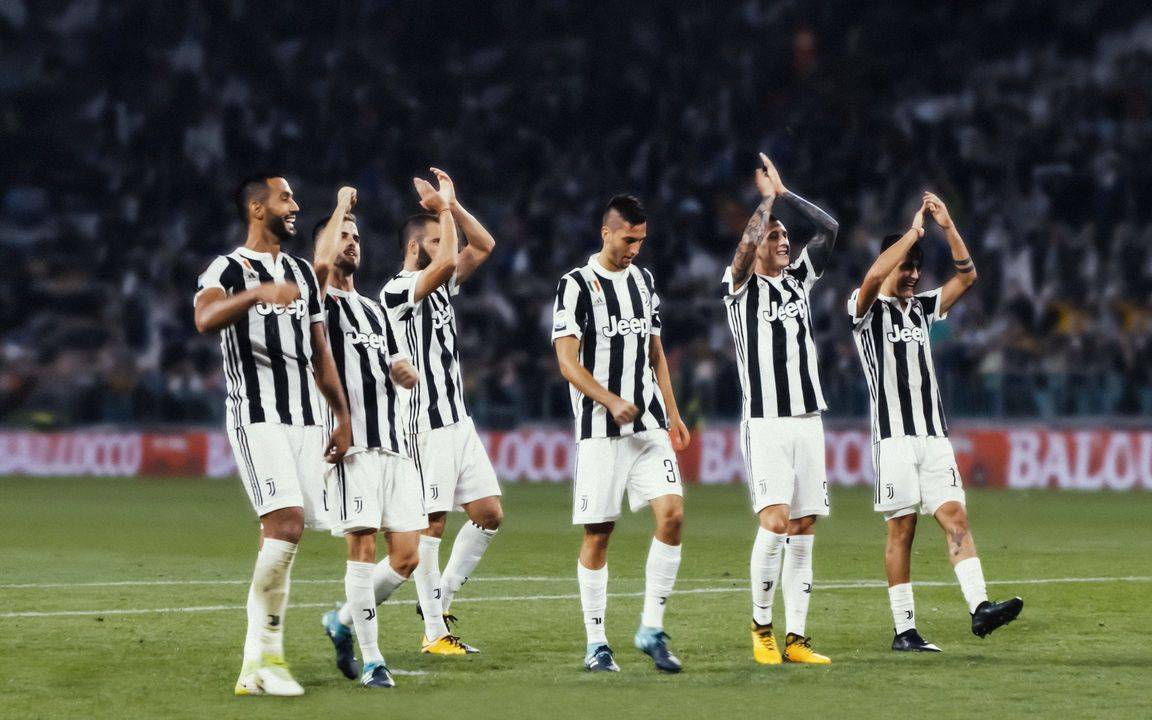 清晨皇家马德里调整名单以备意大利杯，刷新队史纪录环节打磨，话题不断，球队文化再被提及的简单介绍